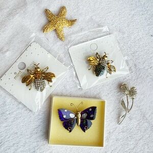 5pc Bejeweled Brooch Lot